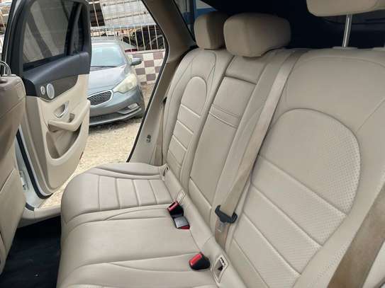 Mercedes Benz Glc 300 4matic image 7