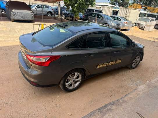 Ford focus image 11
