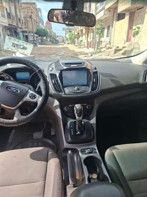 Ford escape image 9