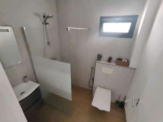 A louer Studio penthouse virage vue mer image 2