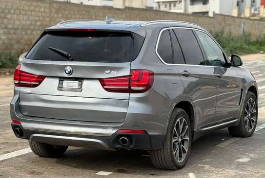 BMW X5 2017 XDRIVE 7 place image 3
