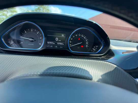 Peugeot 2008 année 2016 sous douane image 5
