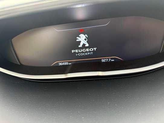 Peugeot 5008 année 2019 image 6