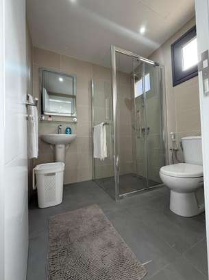 Appartement F2 Meublé sécurisé à Mermoz image 12