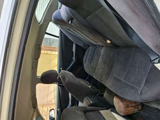 Nissan Altima image 9