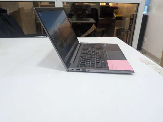 HP Z Book Fire Fly i5 ) 11e ) 16g de ram ) 512 image 3