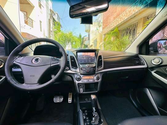 Sangyong Korando C 2016 image 14