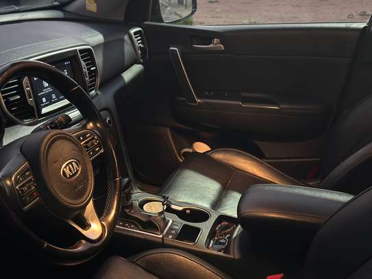 KIA SPORTAGE année 2019 image 5