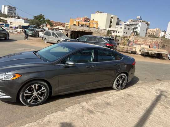 Ford fusion image 2