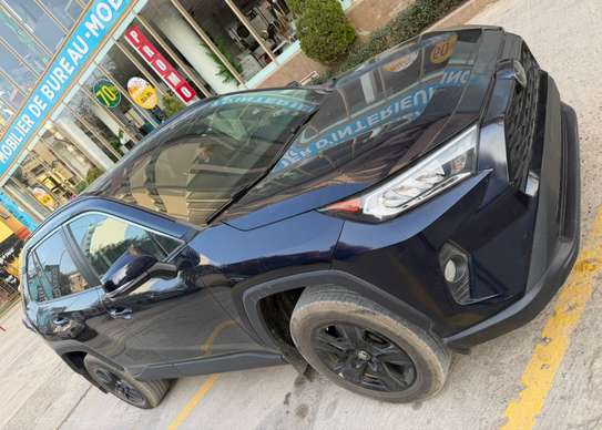 Toyota Rav4 2019 image 3