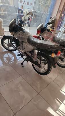 KTM 250 image 2