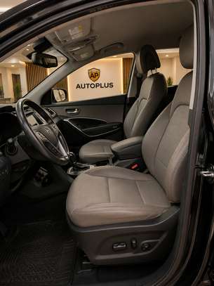 Hyundai Santafe 2018 Limited image 8
