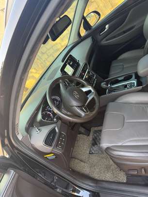 Hyundai Santafe 2019 image 6