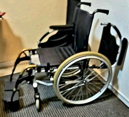 Fauteuil Roulant image 2