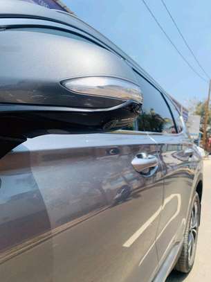 Hyundai santafe 2019 image 9