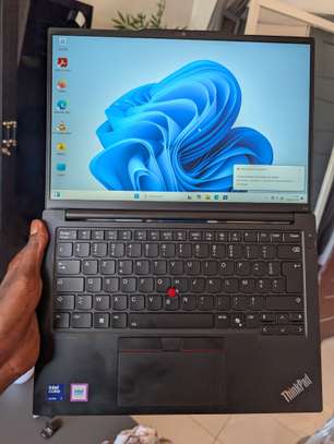Lenovo Ultra 7 (15th gen) /512gb / 16gb ram image 8