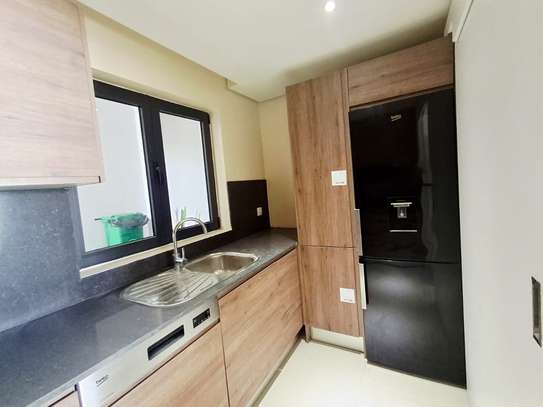 Apparemment à vendre image 6