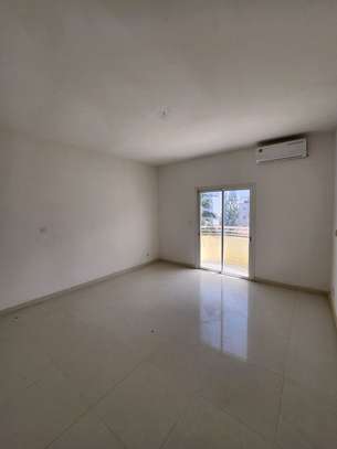 Appartement f4 avec piscine commune au 4 e étage image 12