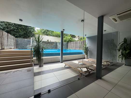 Appartement Rdc meublé fan résidence jardin privé 3 chambres image 12