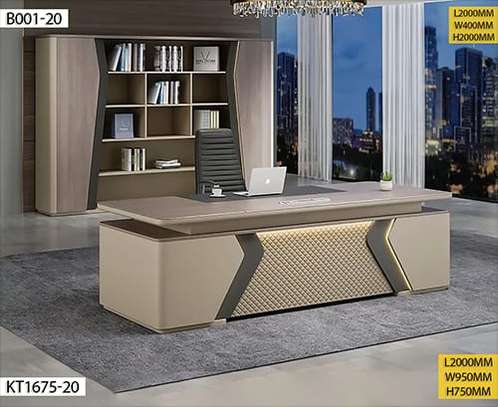 Tables de bureau DG image 7