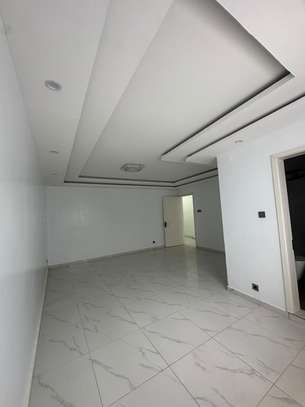 APPARTEMENT A LOUER A ZONE DE RECASEMENT NGOR ALMADIES image 10