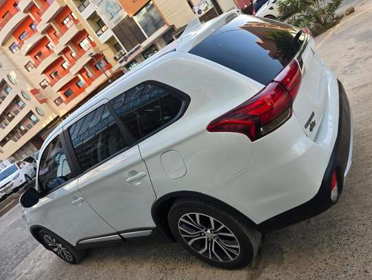 Mitsubishi Outlander 2018 image 14