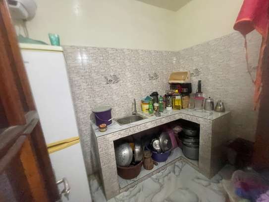 Jolie villa à vendre sur keur MASSAR unité 11 image 6