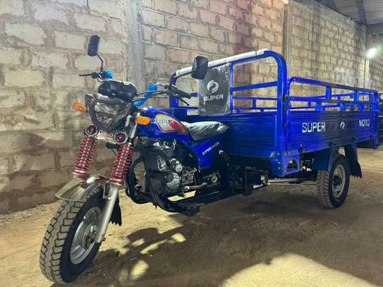 Moto tricycle bleu 1mètre70 année 2025 image 3