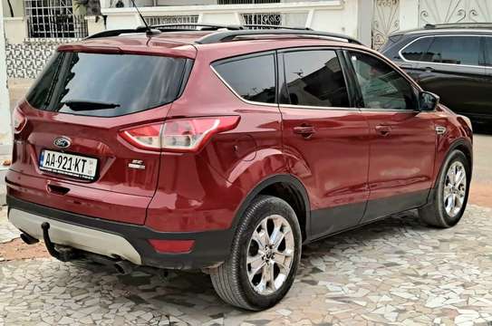 Ford Escape image 6