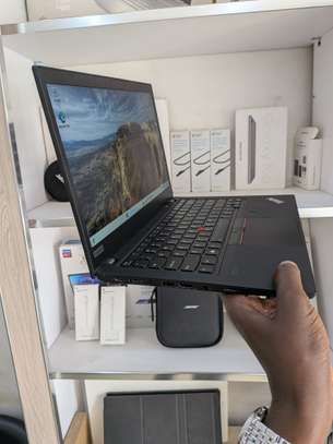 Lenovo P14S gen 1 Ryzen 7pro ) 24g de ram ) 512 image 3