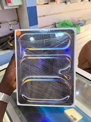 iPad Pro 13 Pouces 256 Scellé image 2