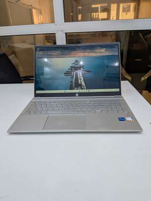 HP Pavillion 15 pouces i5 12ieme 16g de ram 256 tactile image 2