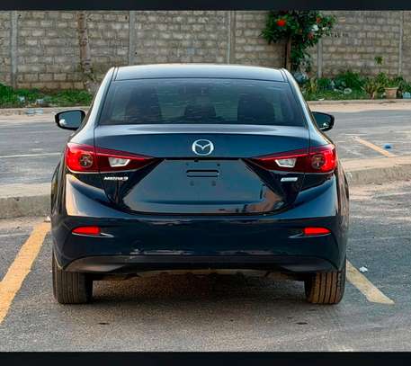 Mazda 3 2017 image 8