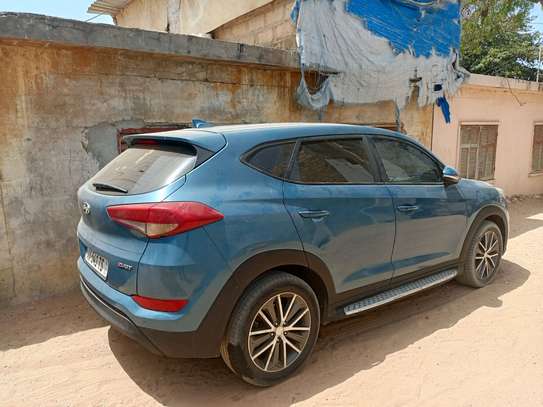 Hyundai Tucson 2017 image 2