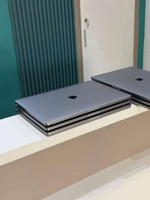 💻🍎 MacBook Pro 16” 2019 — Core i7 | 32Go RAM | 512Go SSD image 2
