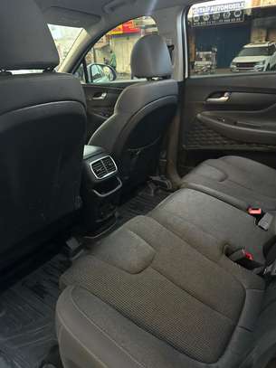 Hyundai santafè 2019 image 9
