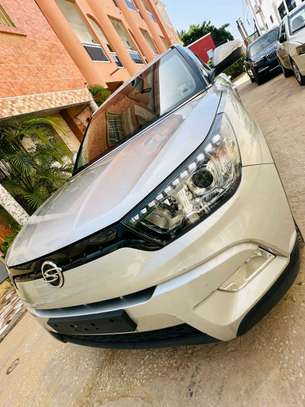 Sangyong Tivoli 2016 image 3