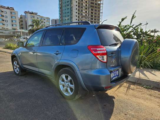A vendre Toyota Raph 4 2013 image 6