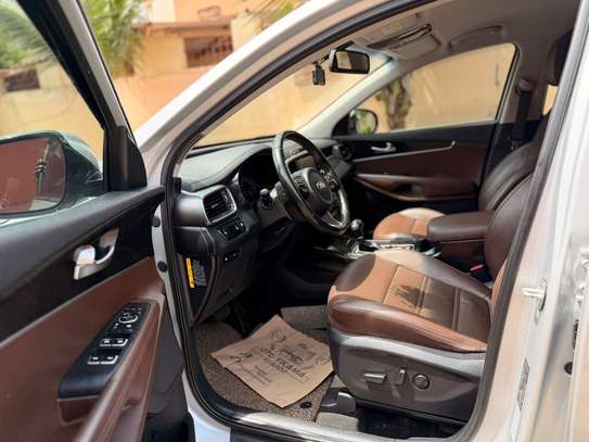Kia sorento image 10