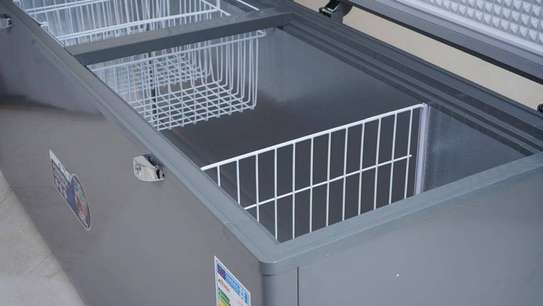 CONGELATEUR 700LITRES ASTECH HORIZONTAL GRIS CH700GM image 7