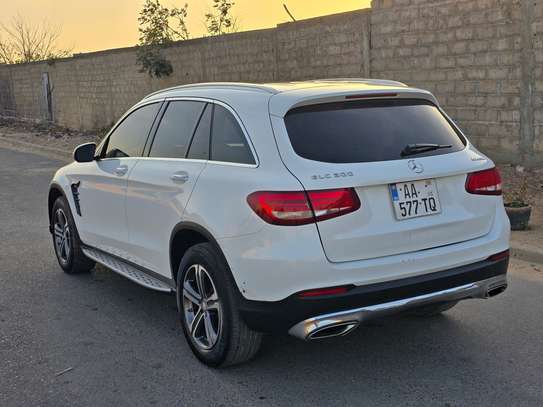 Mercedes glc 2016 image 2