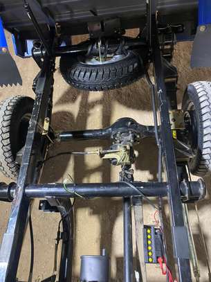 Moto tricycle bleu 1mètre70 année 2025 image 4