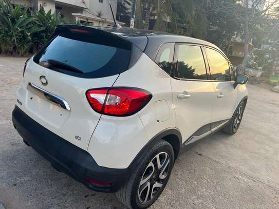Renault qm3 diesel image 11