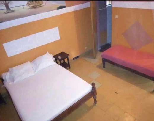 HOTEL A VENDRE MBOUR image 4