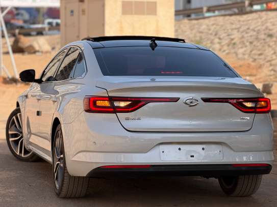 Renault sm6 image 5