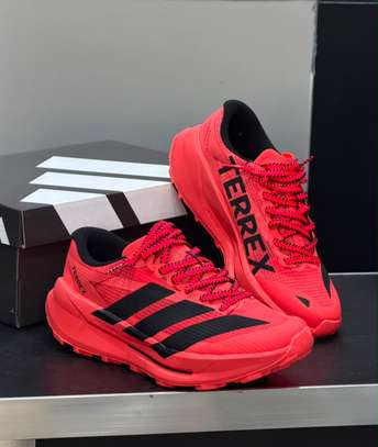CHAUSSURES POUR HOMME ET FEMMES image 11