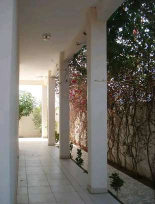 Villa à vendre popenguine image 5