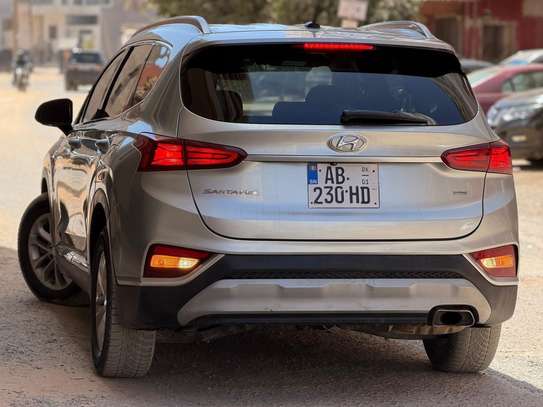 HYUNDAI SANTAFÉ  ANNÉE  2020 image 4