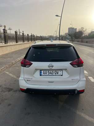 NISSAN ROGUE 2018 image 3