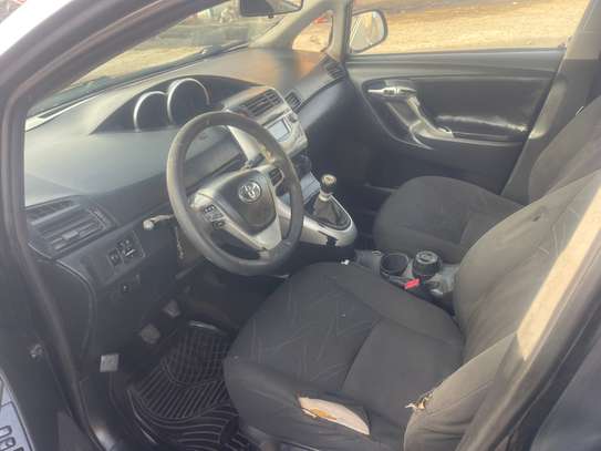 Toyota verso 7 please image 7